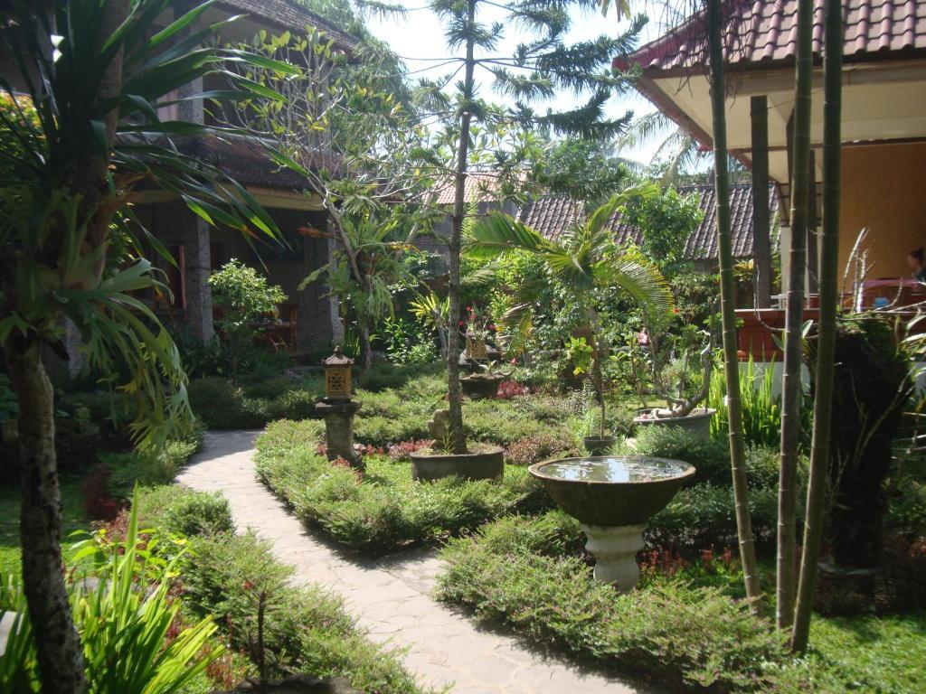 Gusti Home Stay Ubud Kültér fotó