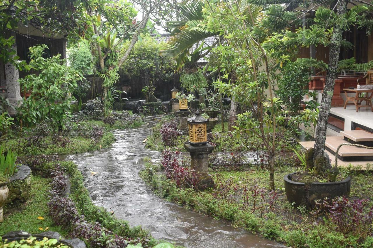 Gusti Home Stay Ubud Kültér fotó